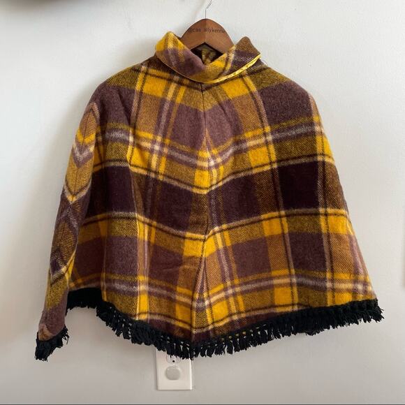 Vintage | Unbranded 1970’s Yellow Brown Purple Plaid Poncho Fringe Mock Neck Zip - Picture 2 of 8